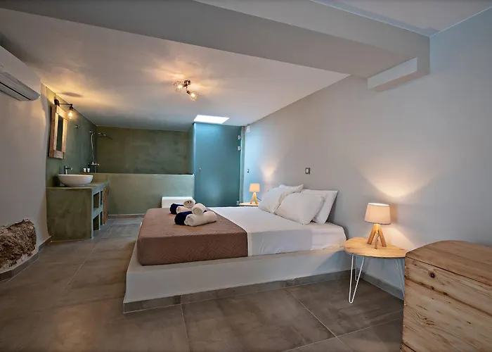 Casa Sofia Apt#1, By Hellocrete *