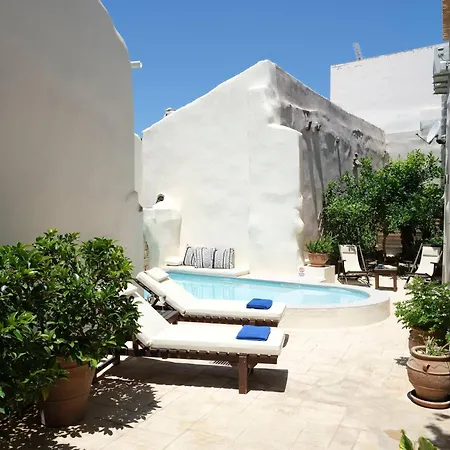 Casa Sofia Apt#1, By Hellocrete *