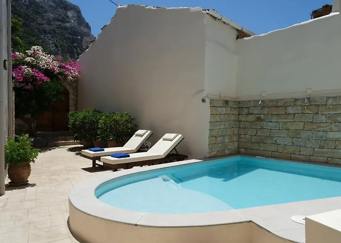 Apartament Casa Sofia Apt#1, By Hellocrete